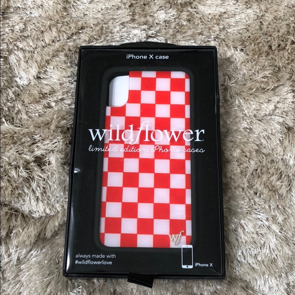 BRAND NEW wildflower iPhone X/Xs case